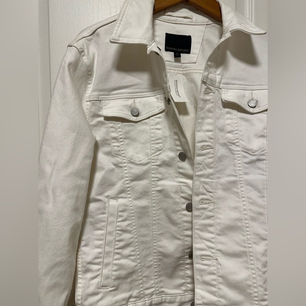 Banana Republic White Jean Jacket Classic Style